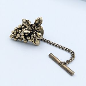 Vintage gold tone grape tie tack pin